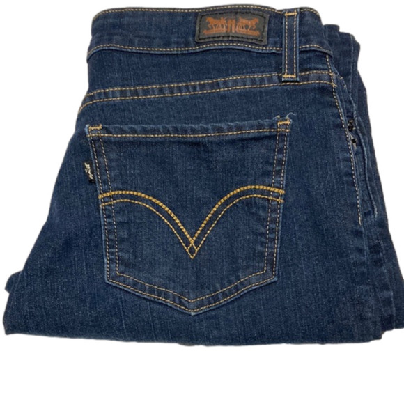 LEVI’S Skinny Dark Wash Jeans Legging Womans Size 15M - Picture 1 of 9